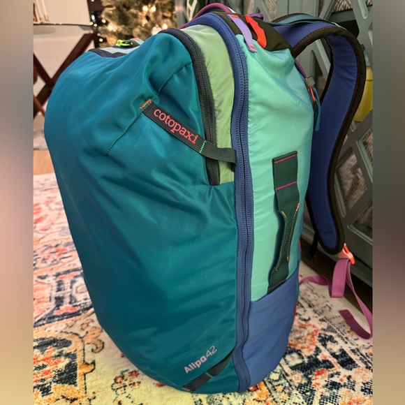 cotopaxi Handbags - Cotopaxi allpa 42 del dia